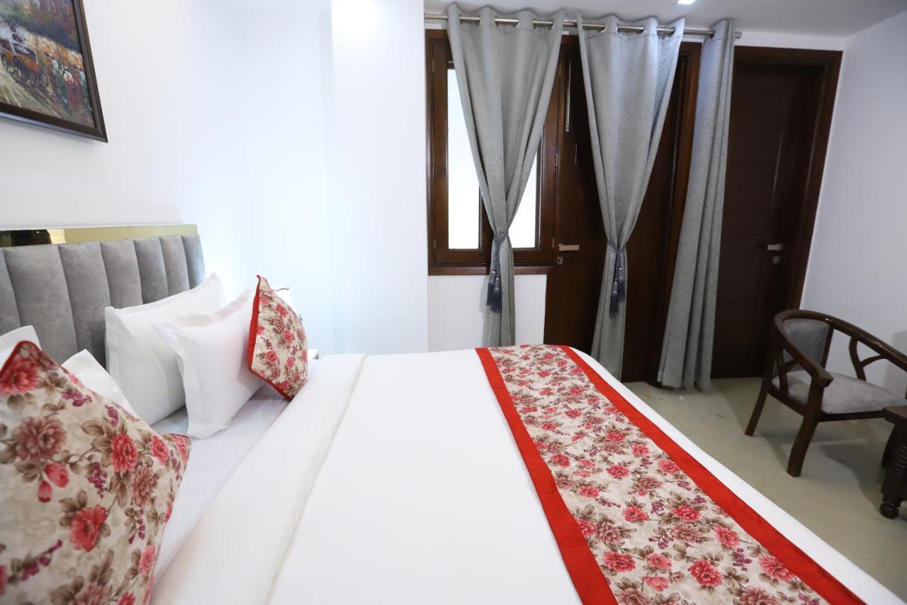 Hotel Nature View Green Park Metro Couple Friendly Nueva Delhi Exterior foto
