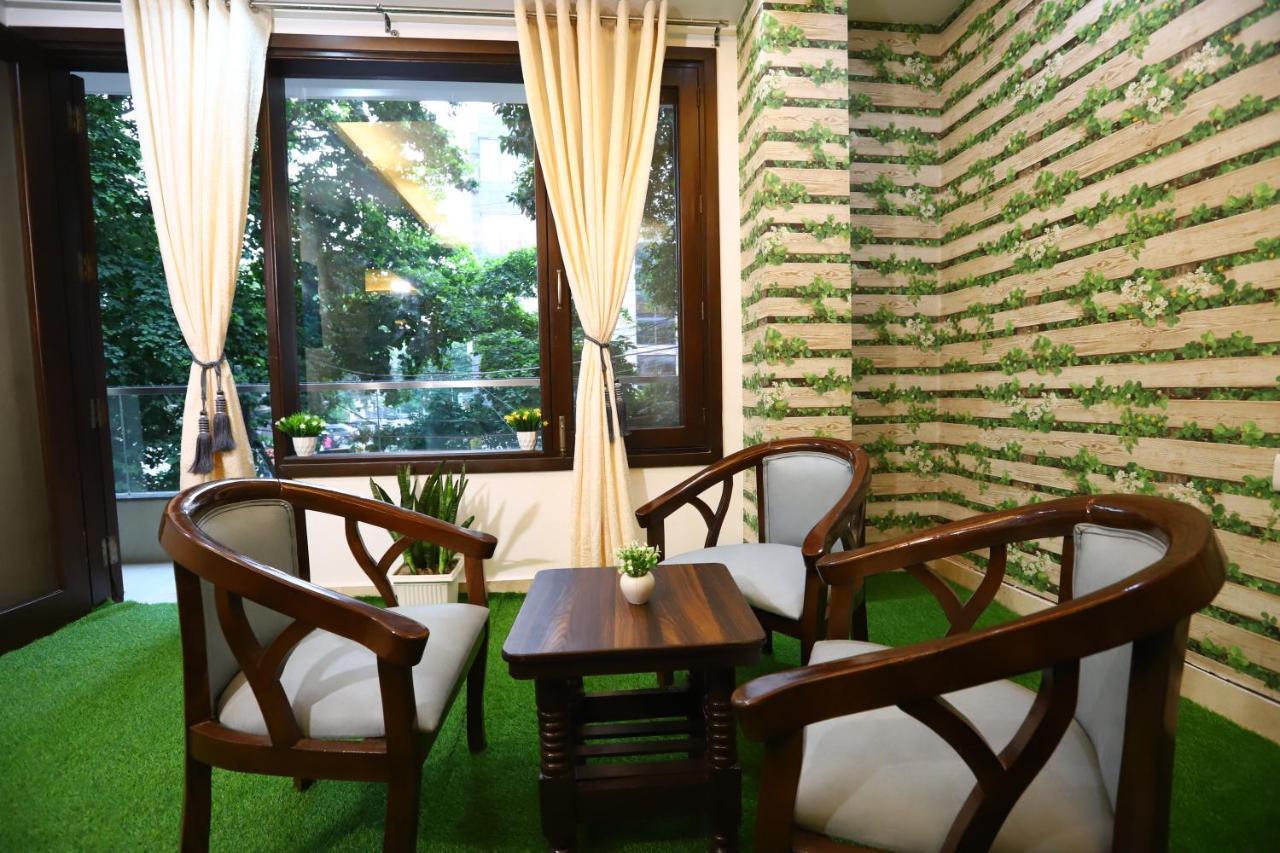 Hotel Nature View Green Park Metro Couple Friendly Nueva Delhi Exterior foto