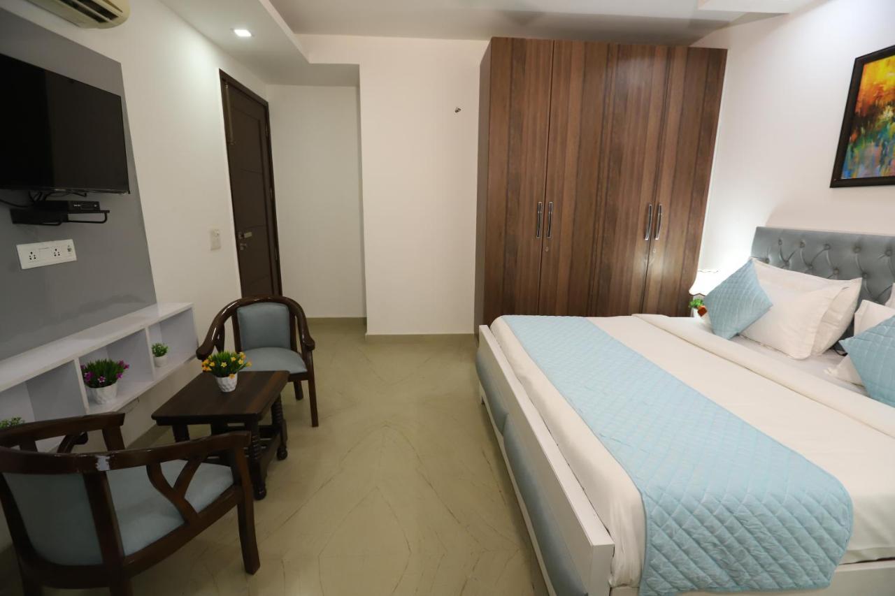 Hotel Nature View Green Park Metro Couple Friendly Nueva Delhi Exterior foto