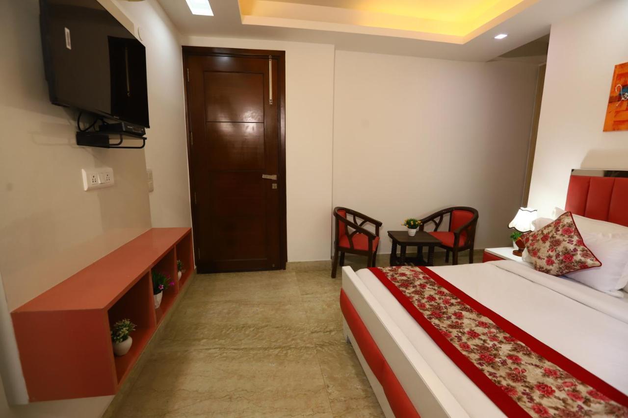 Hotel Nature View Green Park Metro Couple Friendly Nueva Delhi Exterior foto