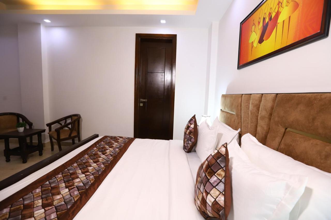Hotel Nature View Green Park Metro Couple Friendly Nueva Delhi Exterior foto